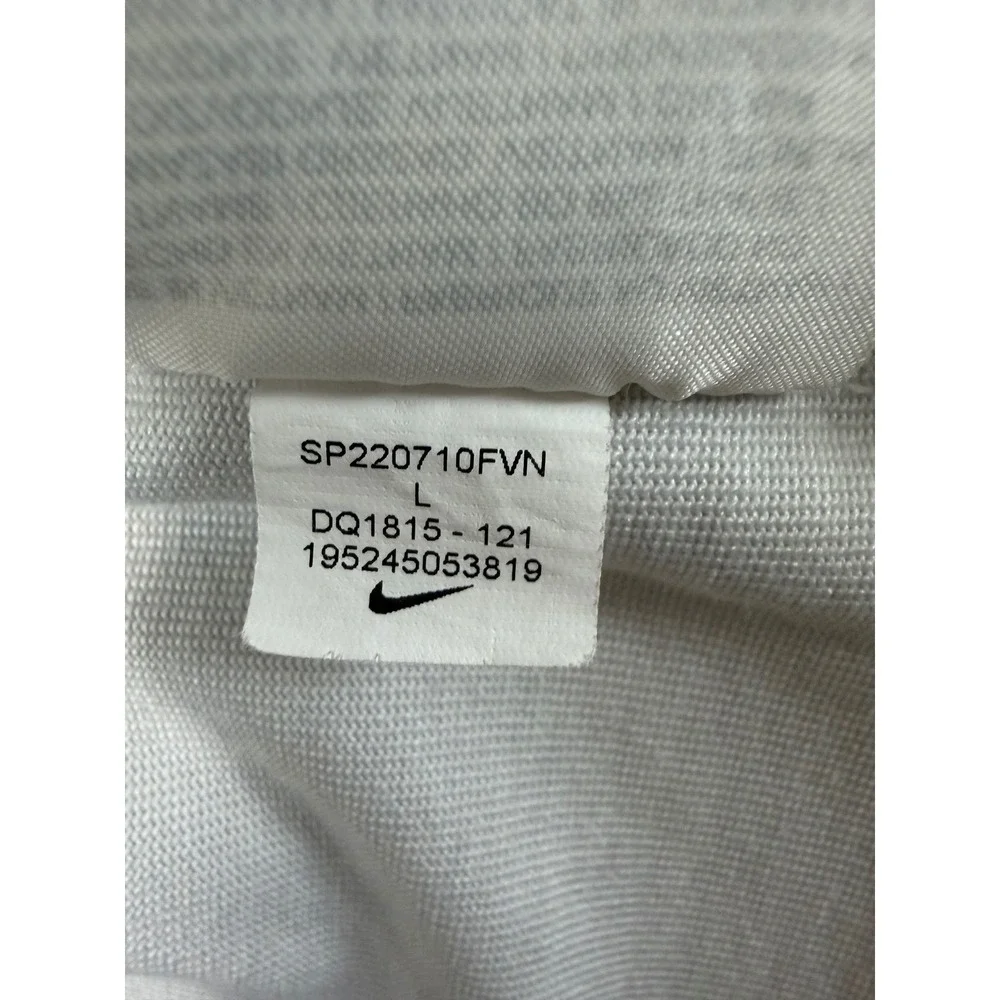 Nike ACG T-Shirt Mens Size Large Off White Embroidered Logo SS Casual Light DM